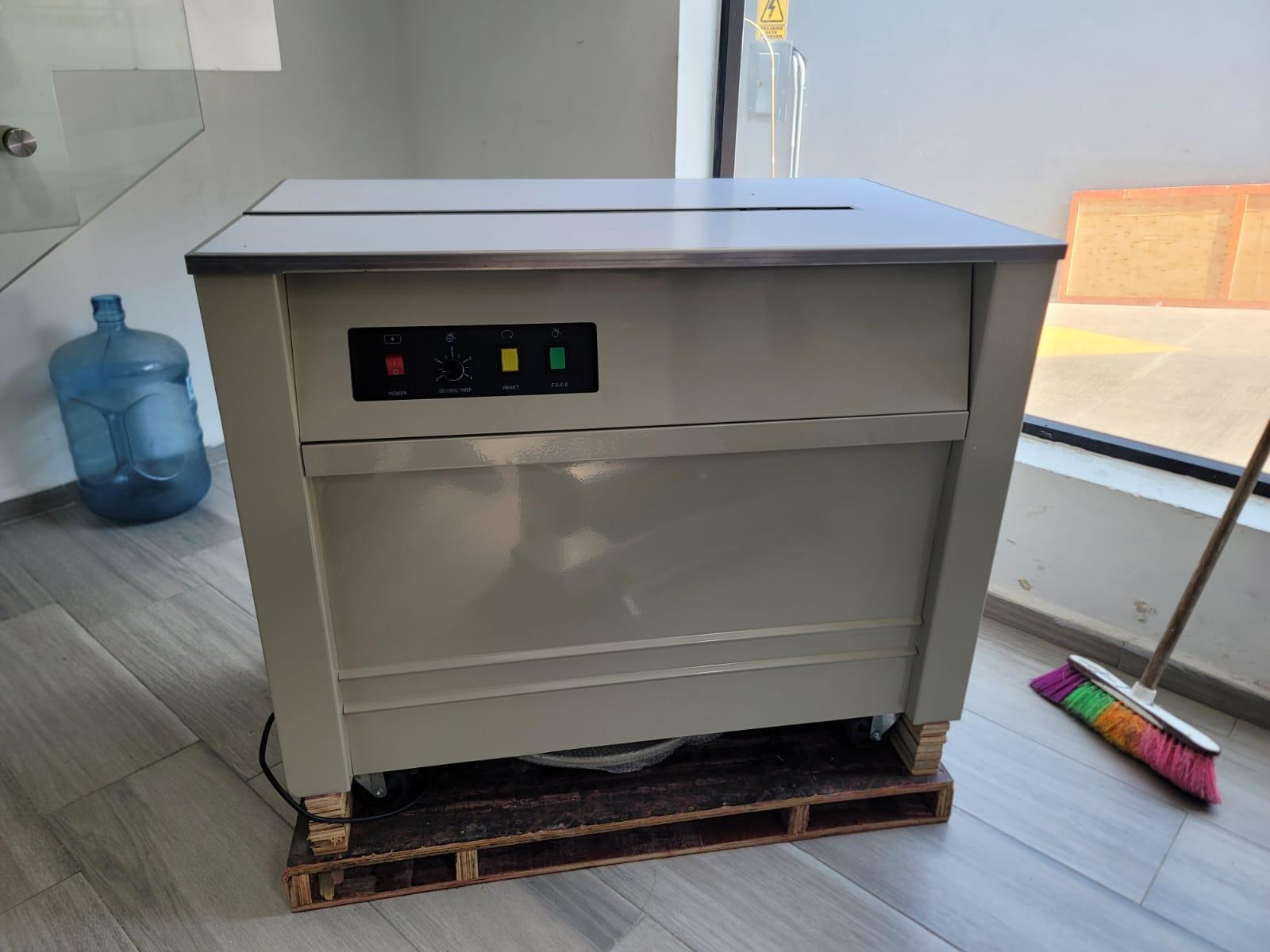 Flejadora Semiautomática